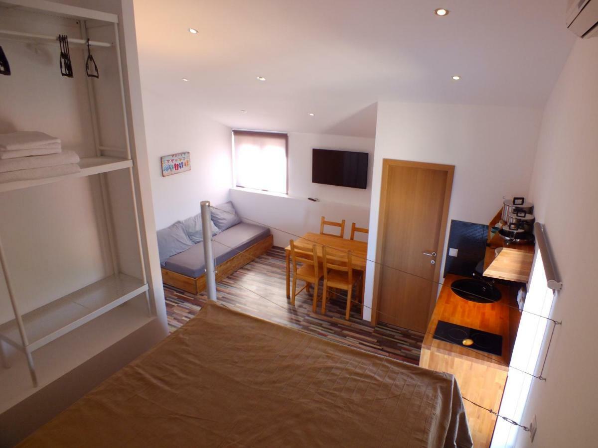 Apartmani Barisic Brodarica  Eksteriør bilde