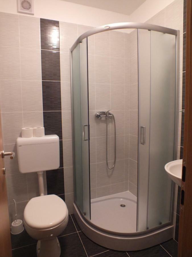 Apartmani Barisic Brodarica  Eksteriør bilde