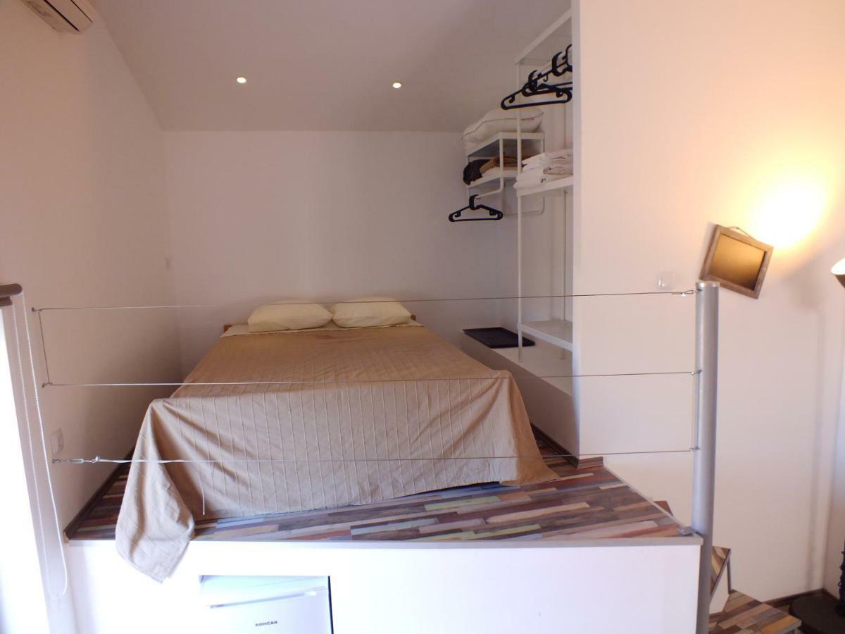Apartmani Barisic Brodarica  Eksteriør bilde
