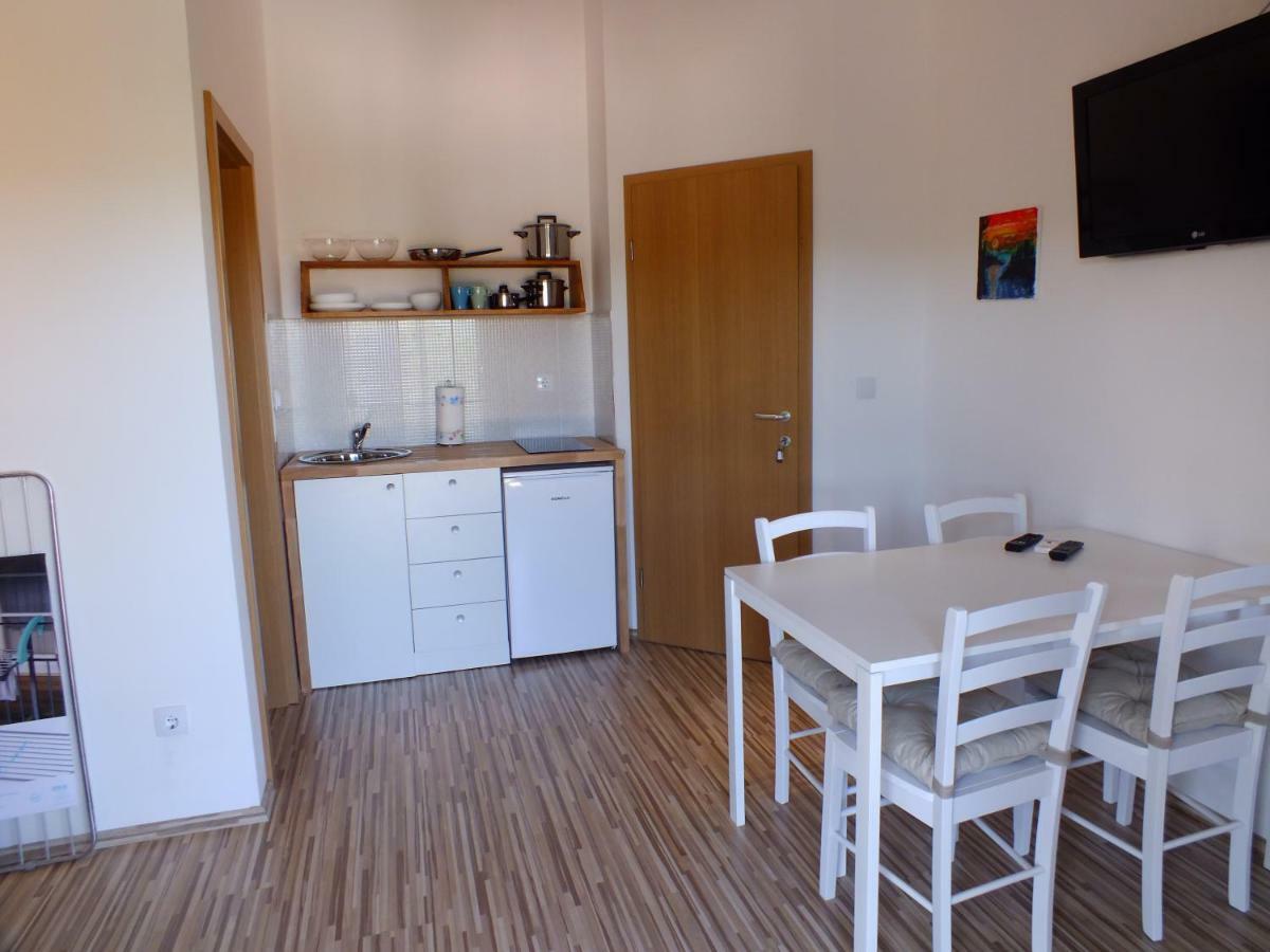 Apartmani Barisic Brodarica  Eksteriør bilde